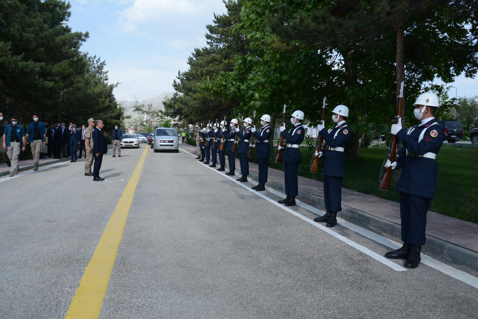 Emniyet Genel Müdürü Sayın Mehmet Aktaş Van Jandarma Asayiş Kolordu ...